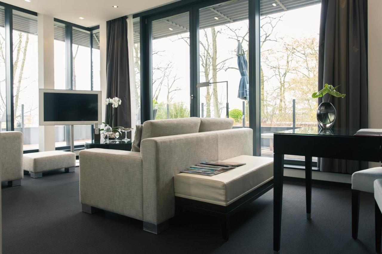 Relais & Chateaux Hotel Burg Schwarzenstein 가이젠하임 외부 사진