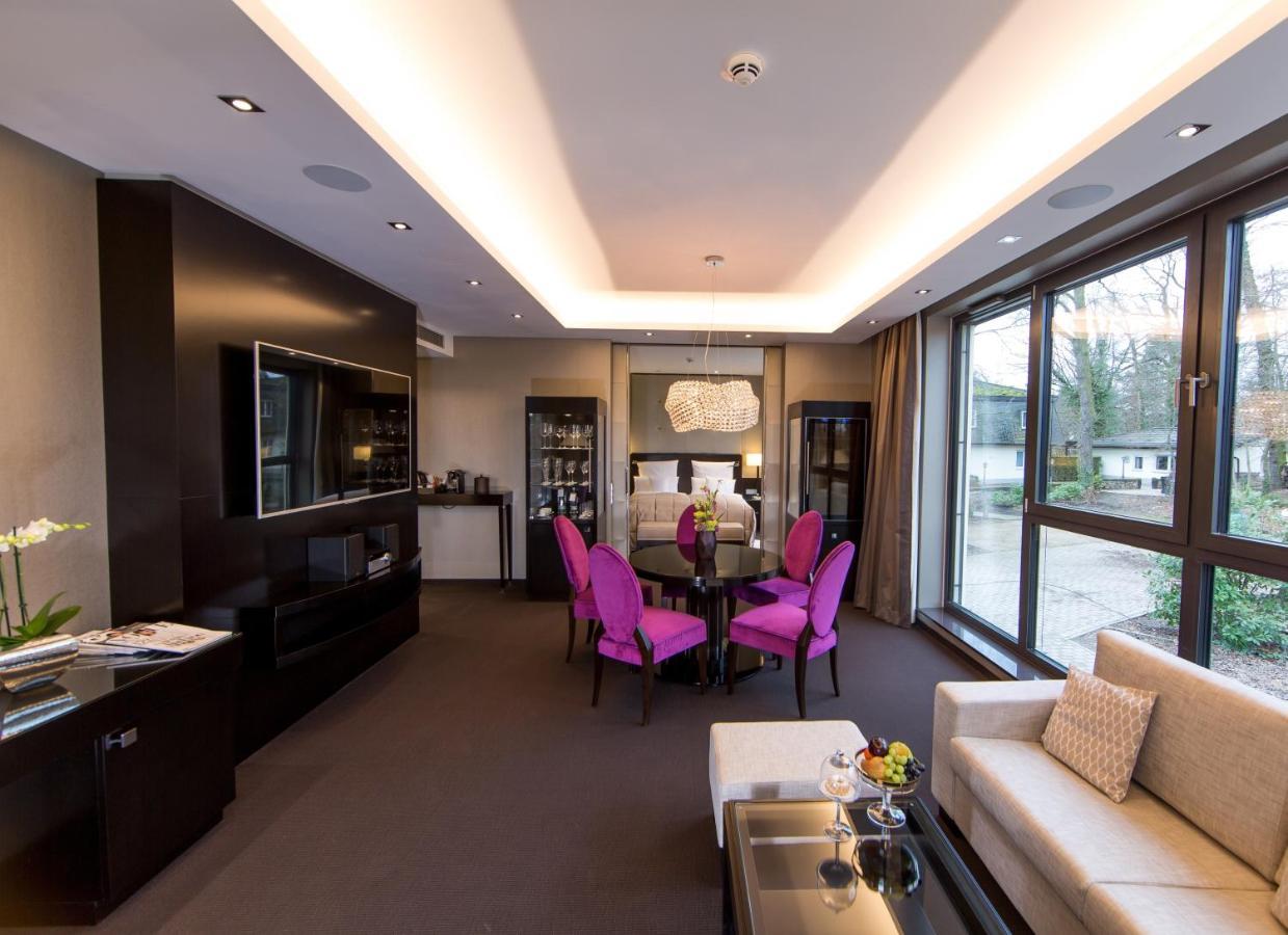 Relais & Chateaux Hotel Burg Schwarzenstein 가이젠하임 외부 사진