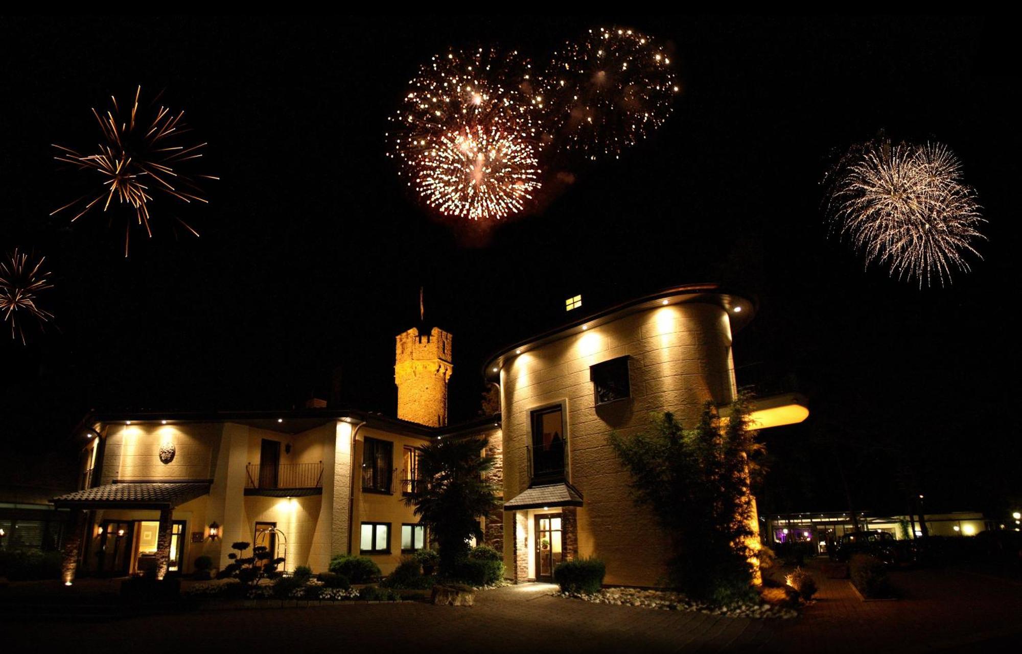 Relais & Chateaux Hotel Burg Schwarzenstein 가이젠하임 외부 사진