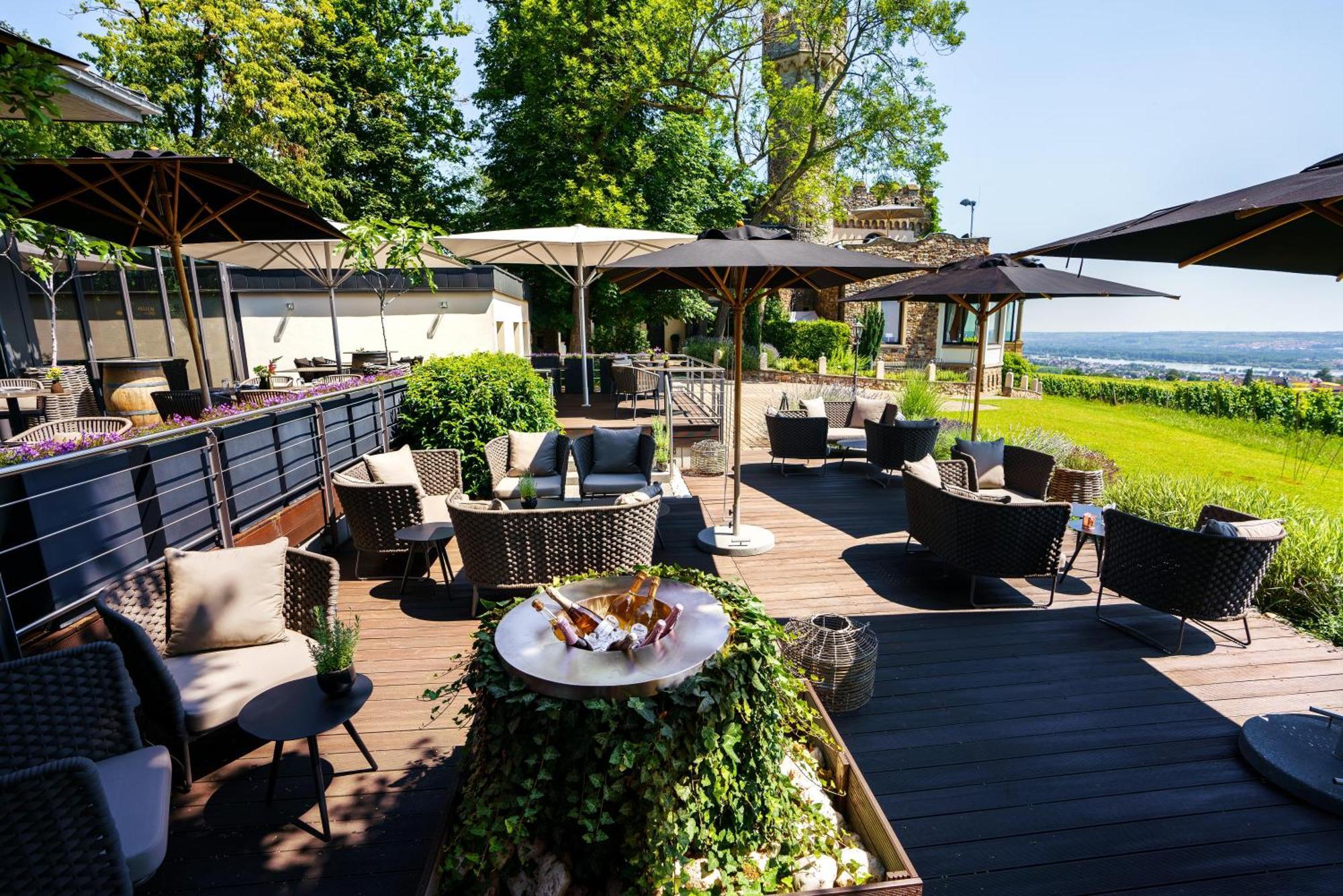 Relais & Chateaux Hotel Burg Schwarzenstein 가이젠하임 외부 사진