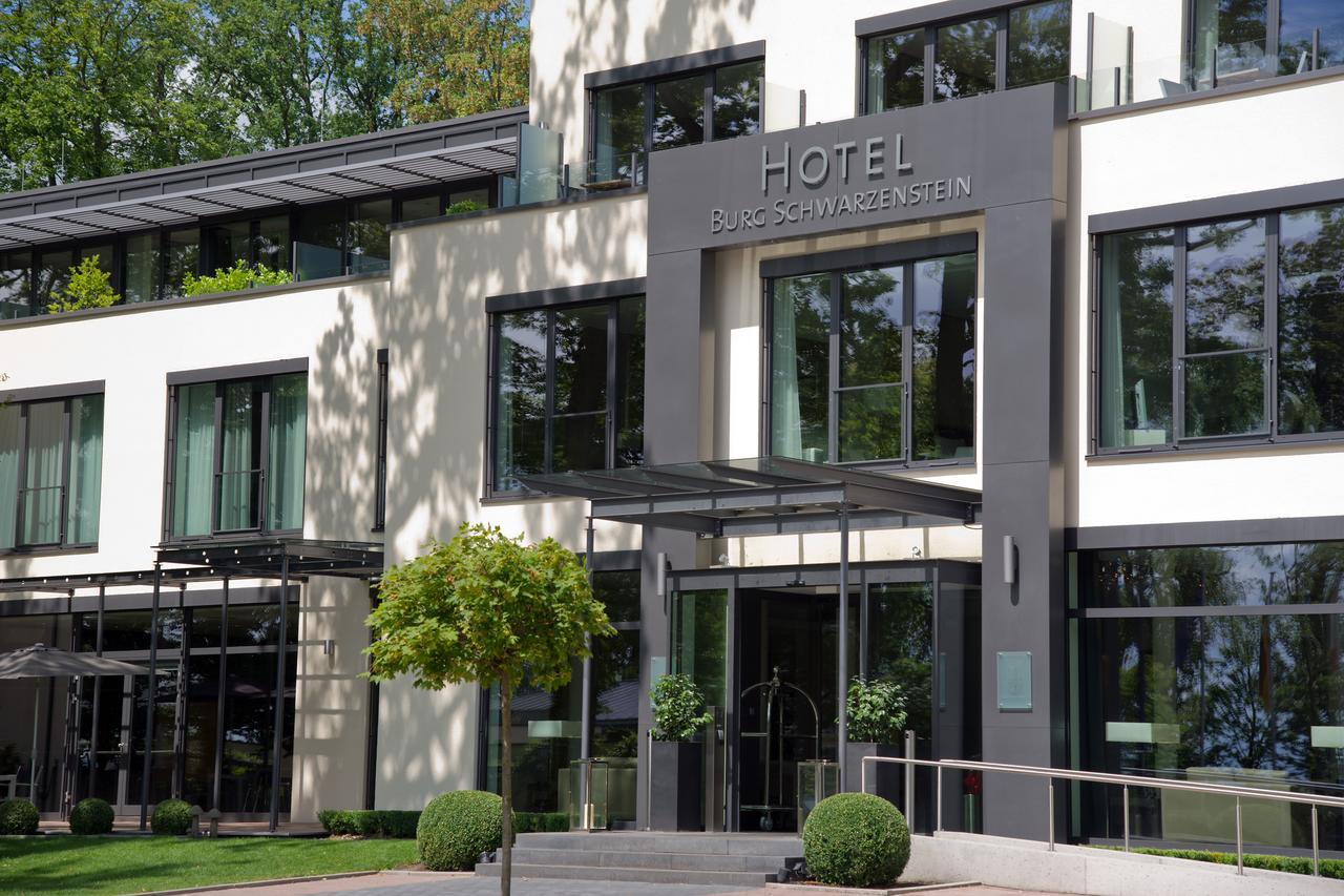 Relais & Chateaux Hotel Burg Schwarzenstein 가이젠하임 외부 사진